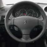 نمای داخلی خودروی پژو 206 تیپ 5 اجاره ای | خلیقی رنت